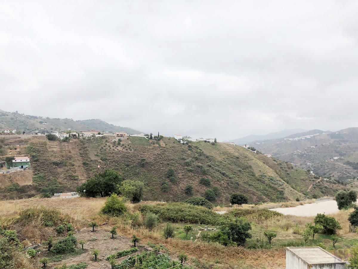 4 soveværelse Byhus til salg i Competa med garage - € 387.000 (Ref: 6423574)