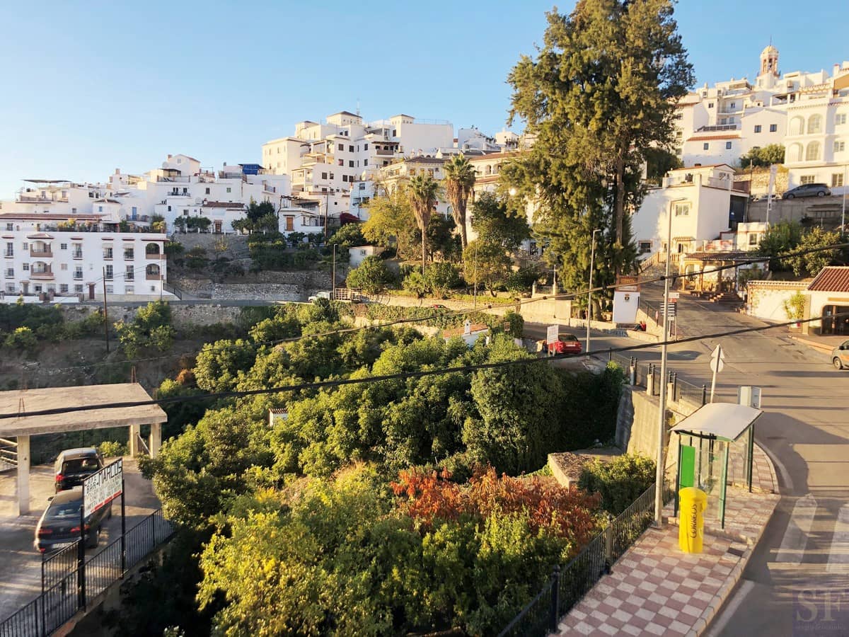 3 bedroom Townhouse for sale in Competa with garage - € 119,900 (Ref: 6492247)