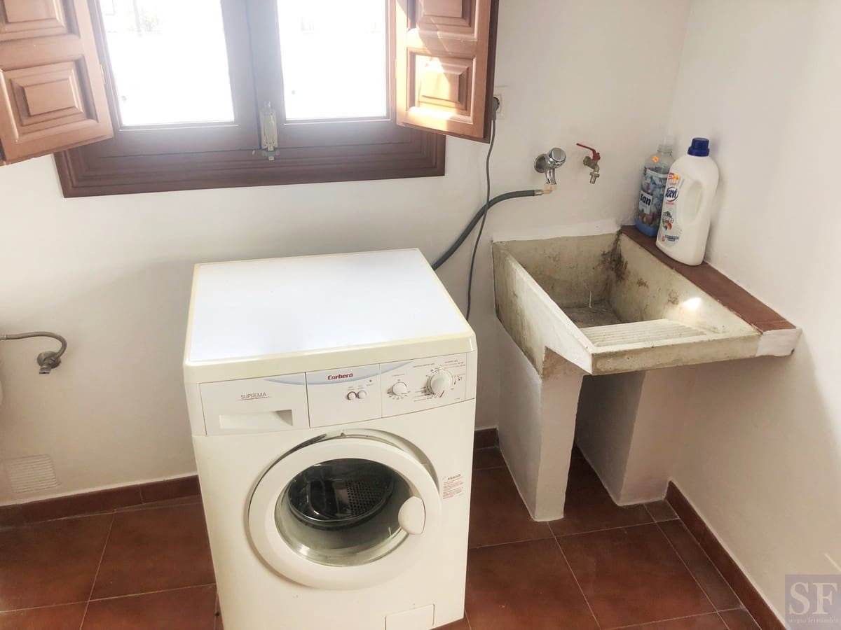 3 quarto Casa em Banda para venda em Canillas de Albaida - 110 000 € (Ref: 6499544)