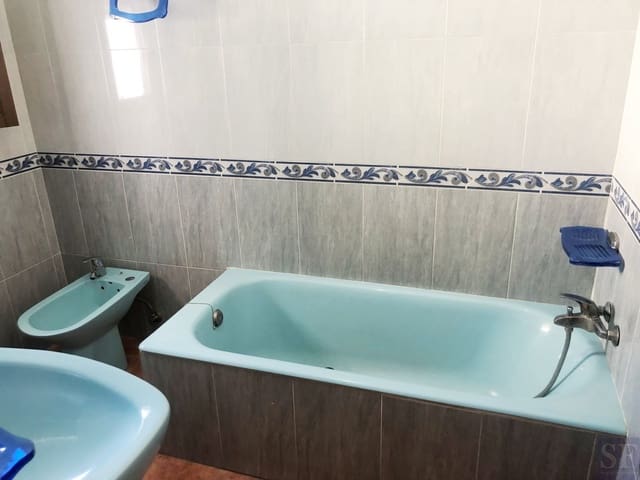 3 quarto Casa em Banda para venda em Canillas de Albaida - 110 000 € (Ref: 6499544)