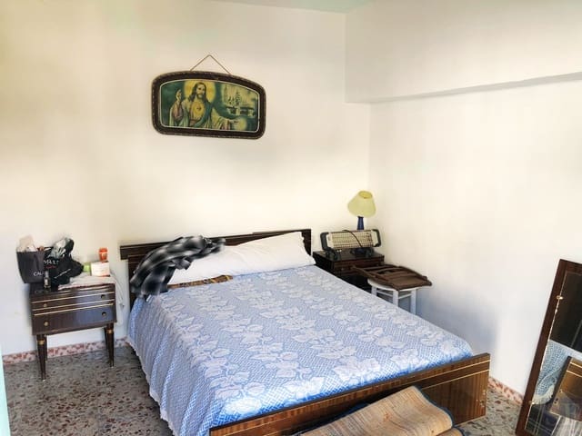 3 bedroom Apartment for sale in Cómpeta - € 160,000 (Ref: 6548262)