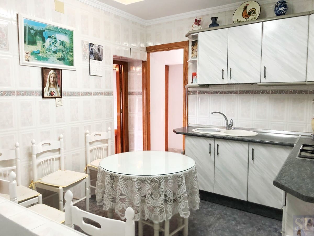 7 soveværelse Byhus til salg i Competa - € 320.000 (Ref: 6618101)