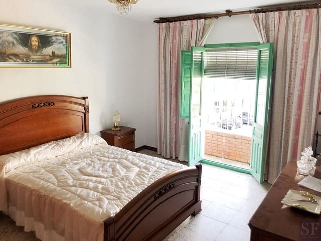 7 soveværelse Byhus til salg i Cómpeta - € 320.000 (Ref: 6618101)