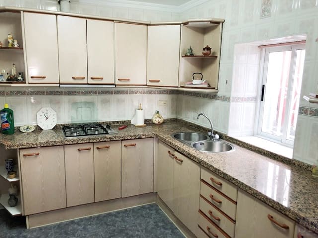 7 soveværelse Byhus til salg i Cómpeta - € 320.000 (Ref: 6618101)