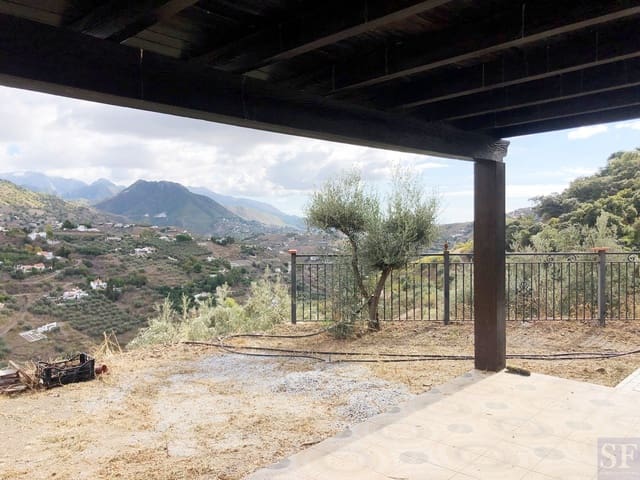 Chalet de 3 habitaciones en Cómpeta en venta - 280.000 € (Ref: 6720476)