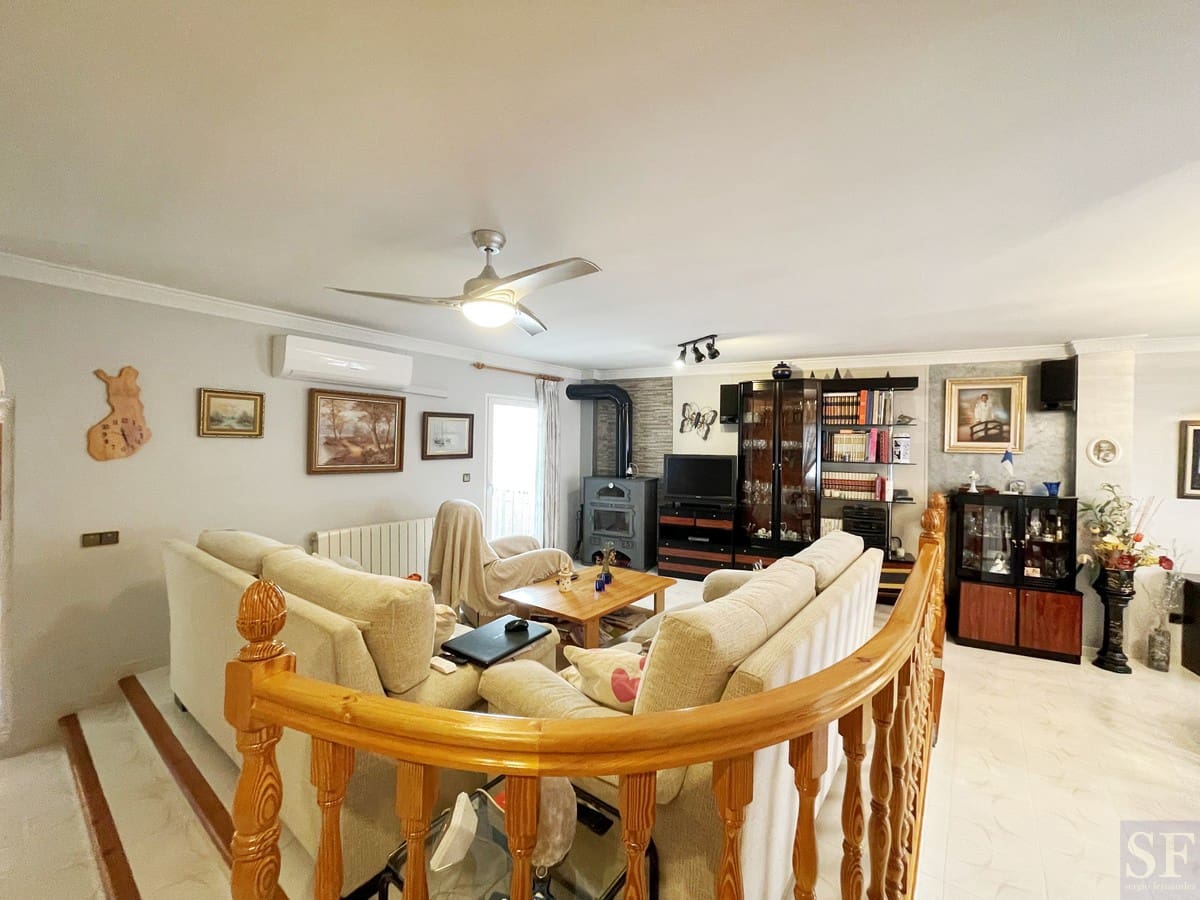 Villa te koop in Competa - € 649.000 (Ref: 6899258)