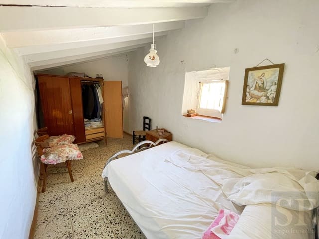 3 bedroom Townhouse for sale in Sedella with garage - € 41,000 (Ref: 6998843)