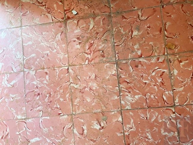 3 bedroom Townhouse for sale in Sedella with garage - € 41,000 (Ref: 6998843)