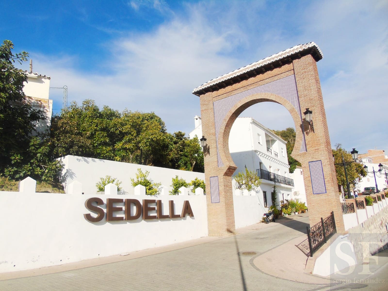 3 bedroom Townhouse for sale in Sedella with garage - € 41,000 (Ref: 6998843)