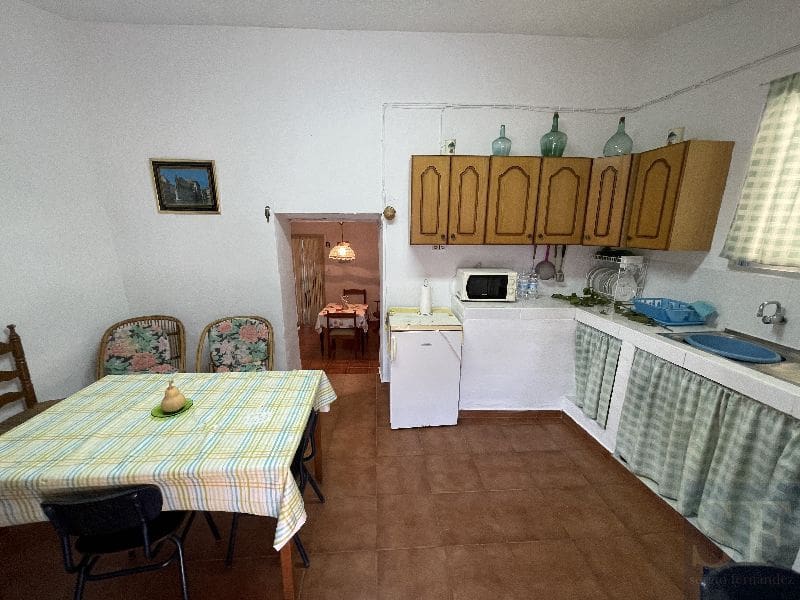 4 sypialnia Willa na sprzedaż w Sayalonga - 185 000 € (Ref: 7035778)