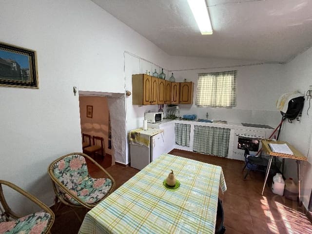 4 sovrum Villa till salu i Sayalonga - 185 000 € (Ref: 7035778)