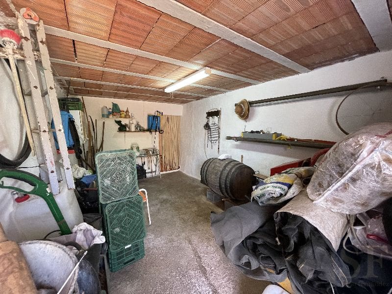 4 sypialnia Willa na sprzedaż w Sayalonga - 185 000 € (Ref: 7035778)