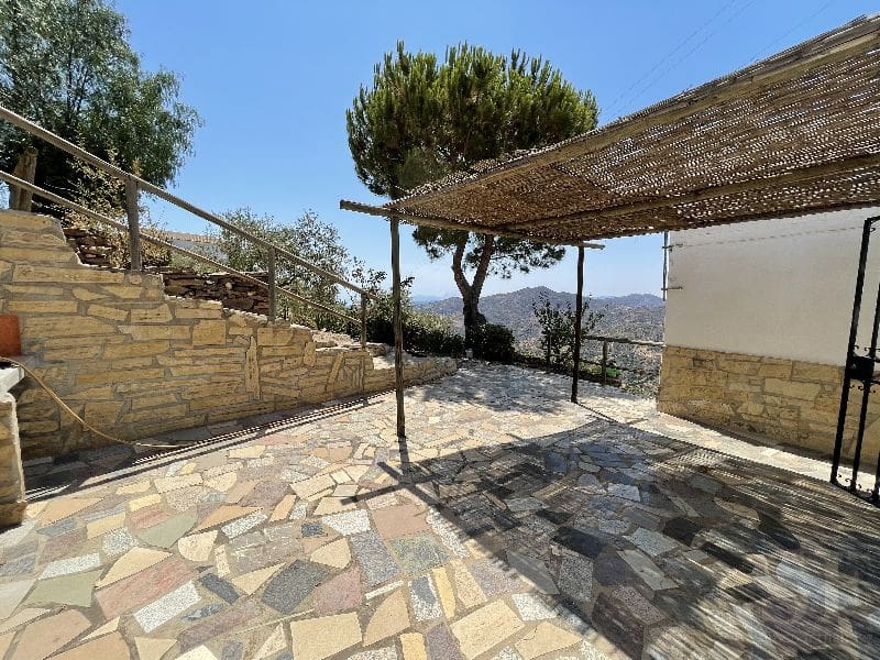 4 sypialnia Willa na sprzedaż w Sayalonga - 185 000 € (Ref: 7035778)