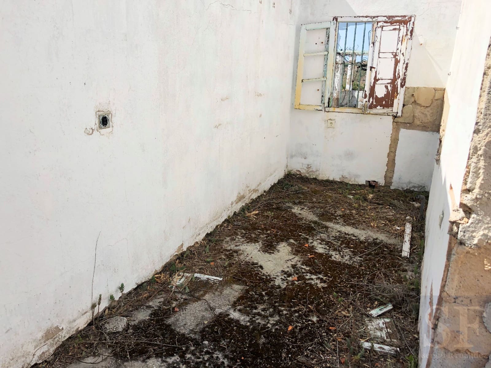 Ubebygd land til salgs i Competa - € 109 000 (Ref: 7210406)