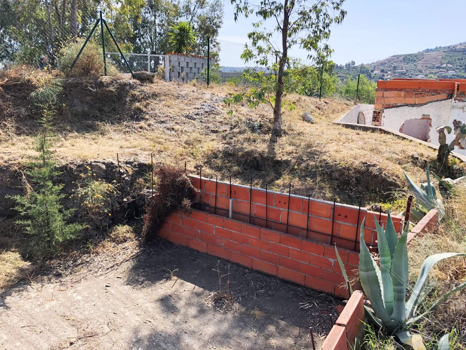 Ubebygd land til salgs i Competa - € 109 000 (Ref: 7210406)