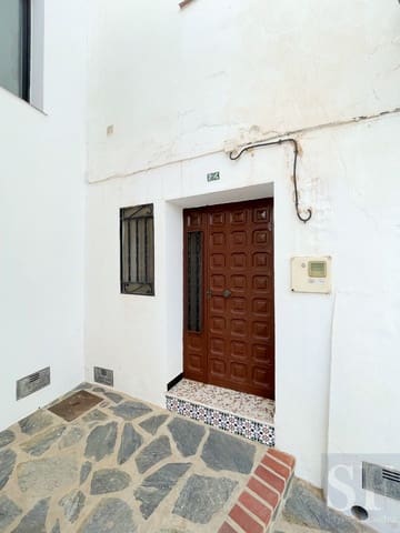 12 soverom Hus til salgs i Canillas de Albaida - € 249 000 (Ref: 7220942)