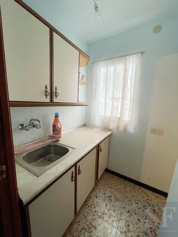 12 soverom Hus til salgs i Canillas de Albaida - € 249 000 (Ref: 7220942)