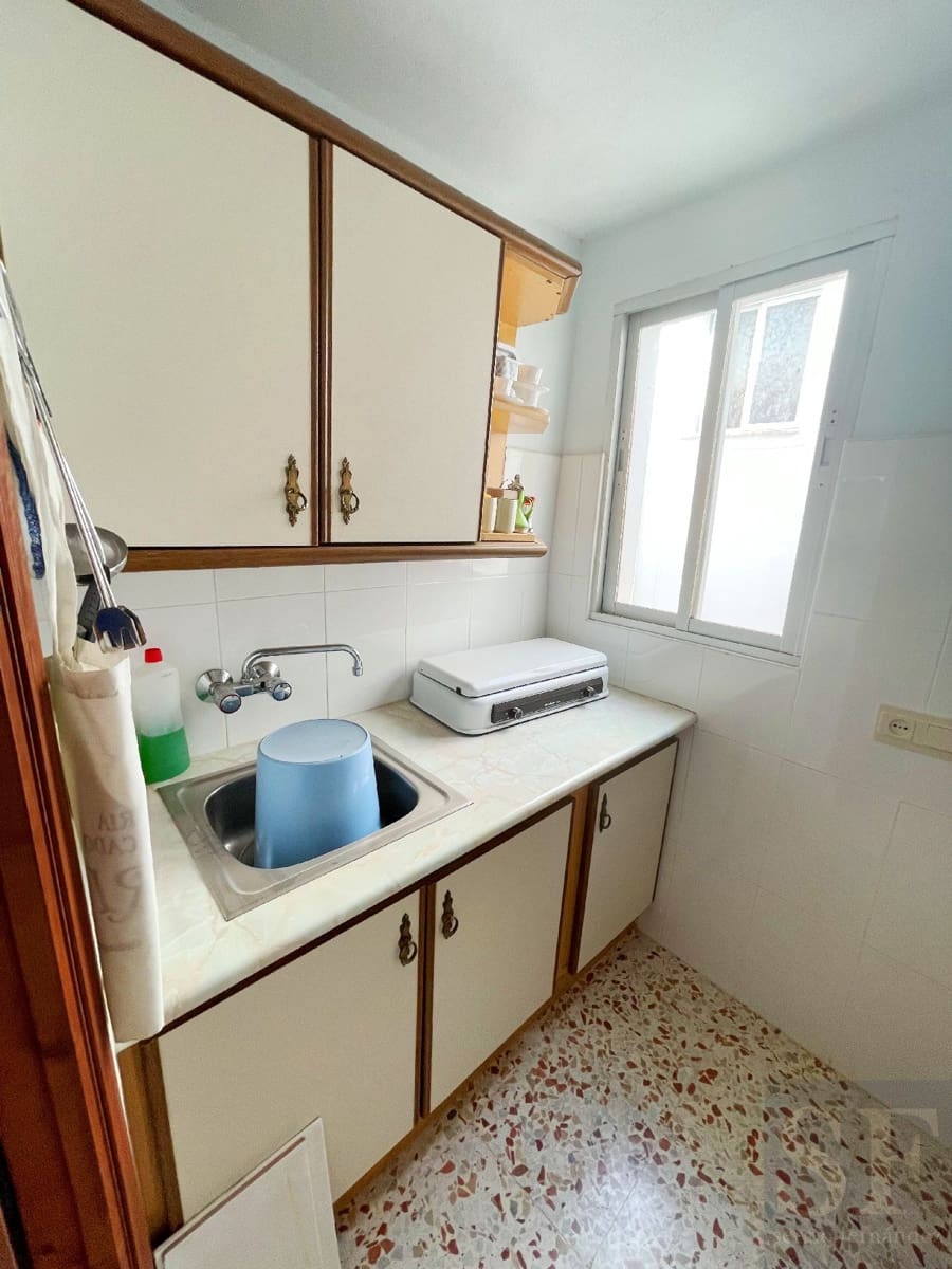 12 soverom Hus til salgs i Canillas de Albaida - € 249 000 (Ref: 7220942)