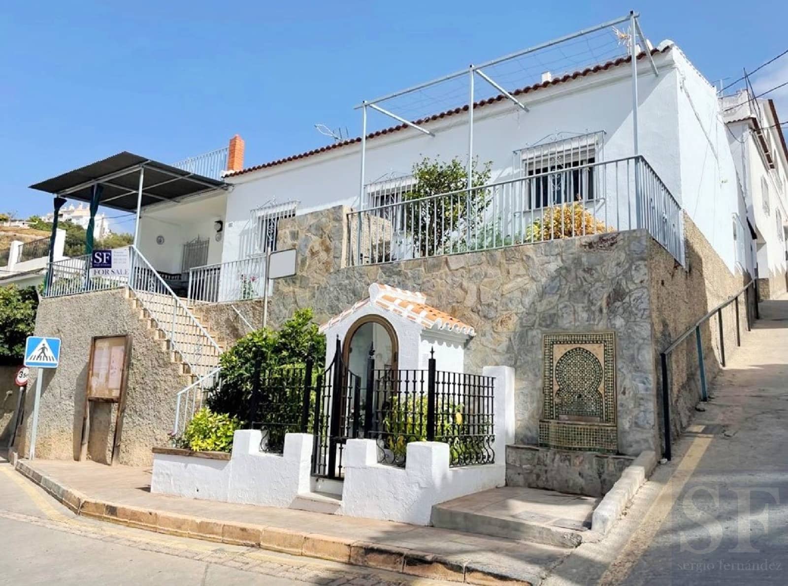Casa de 4 habitaciones en Cómpeta en venta - 199.000 € (Ref: 7302163)