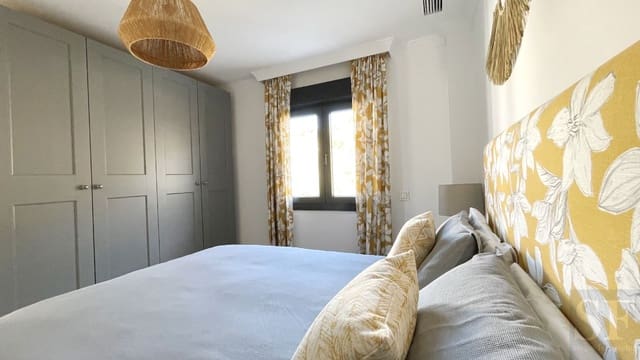 2 bedroom Apartment for holiday rental in Cómpeta - € 875 (Ref: 7373836)