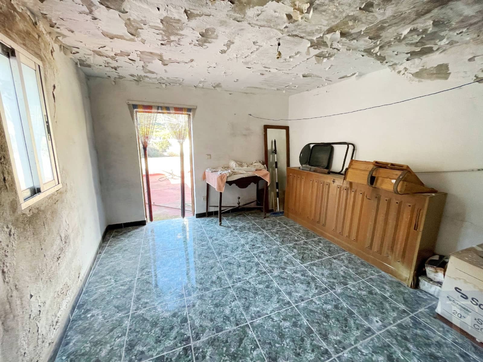 4 slaapkamer Huis te koop in Archez - € 99.000 (Ref: 7475964)