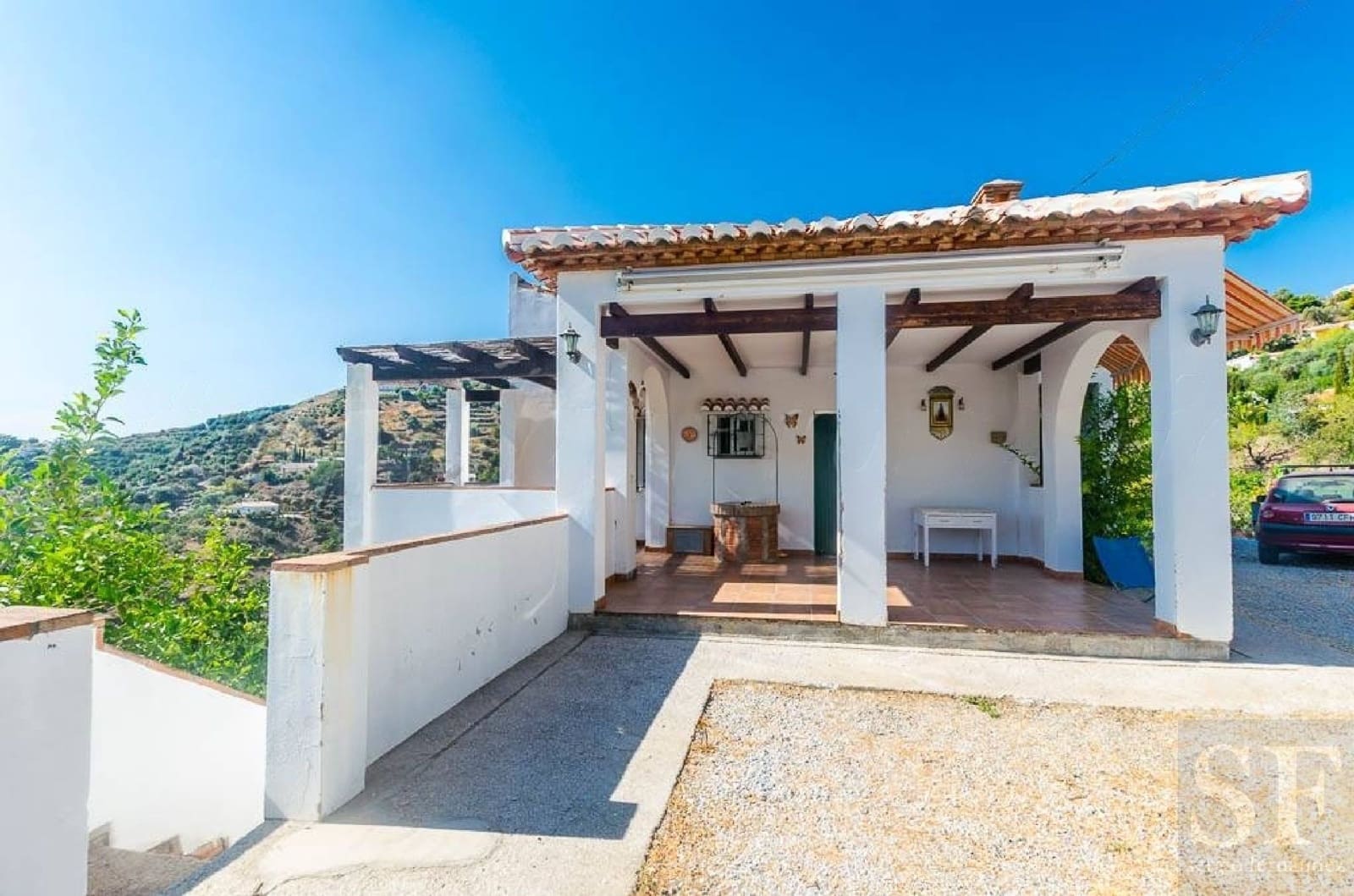 4 bedroom Villa for sale in Cómpeta with pool garage € 285,000 (Ref