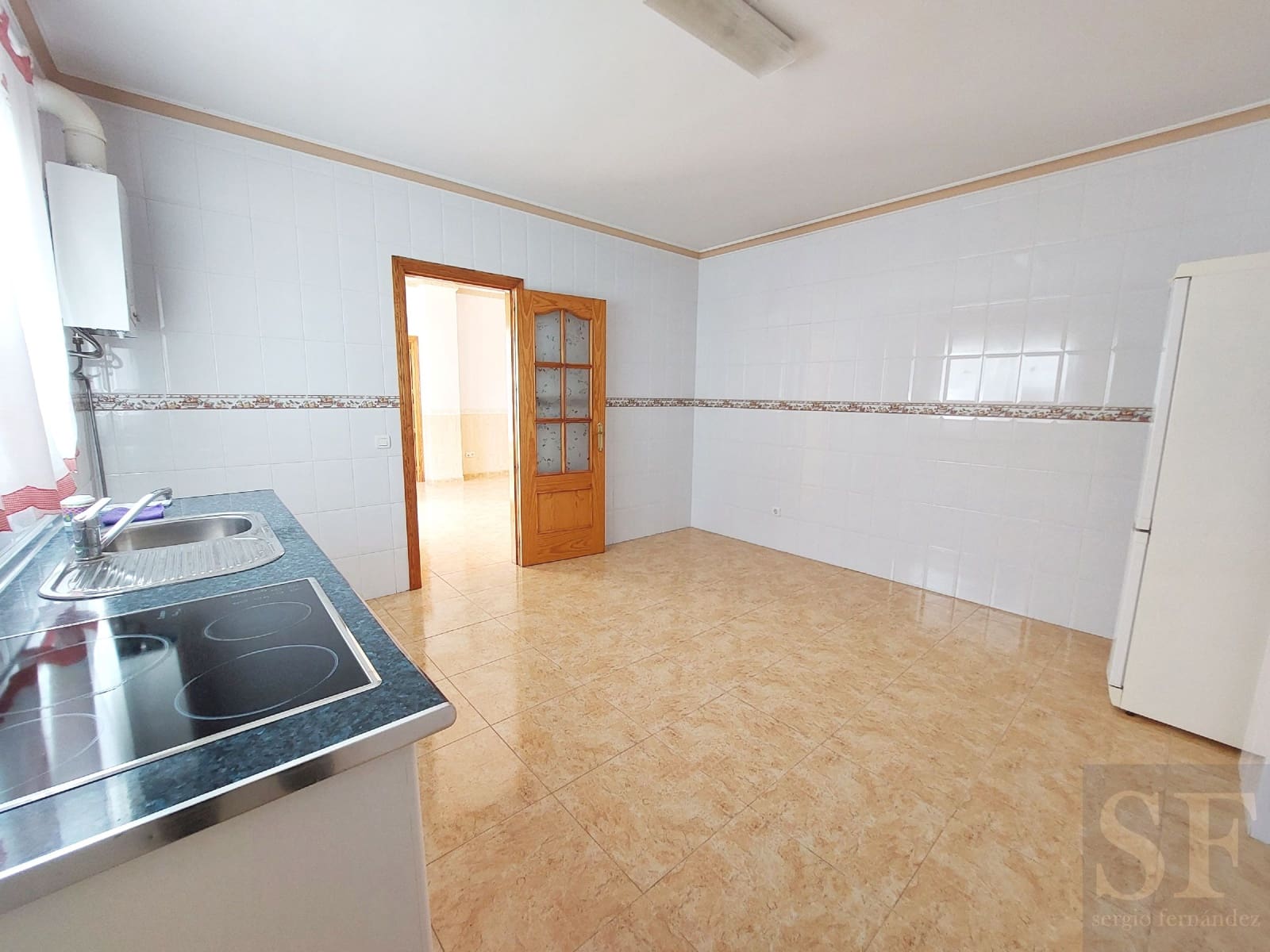 4 bedroom Townhouse for sale in Competa with garage - € 210,000 (Ref: 7603272)