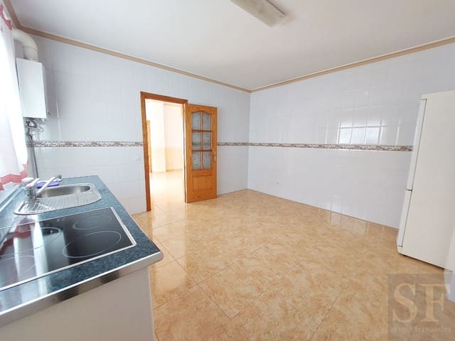 Casa de 4 habitaciones en Cómpeta en venta con garaje - 210.000 € (Ref: 7603272)