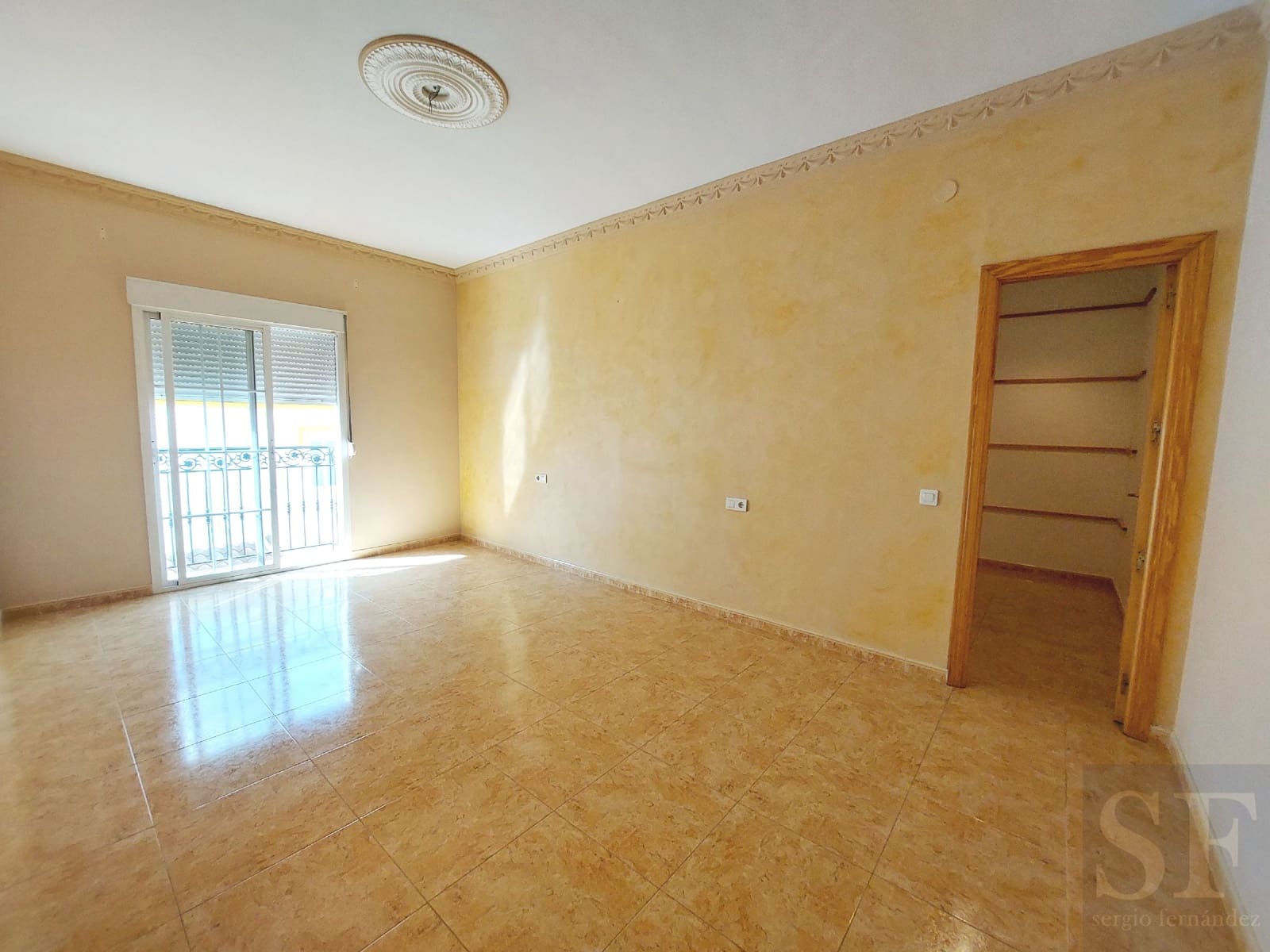 4 bedroom Townhouse for sale in Competa with garage - € 210,000 (Ref: 7603272)