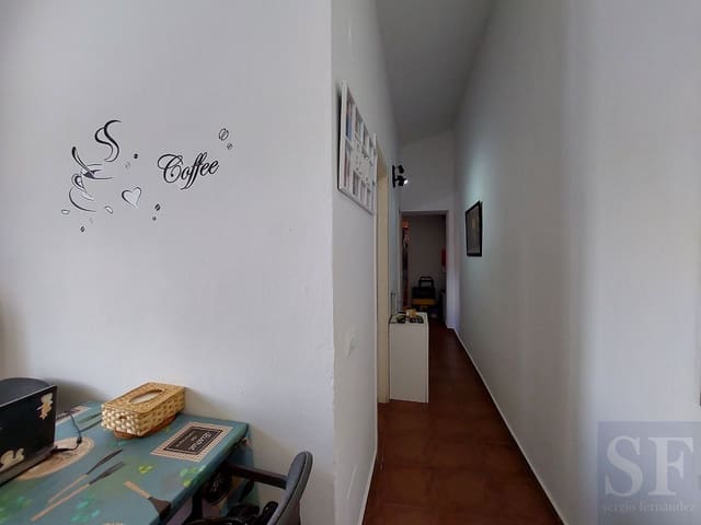 4 sypialnia Dom na sprzedaż w Sayalonga - 145 000 € (Ref: 7603275)