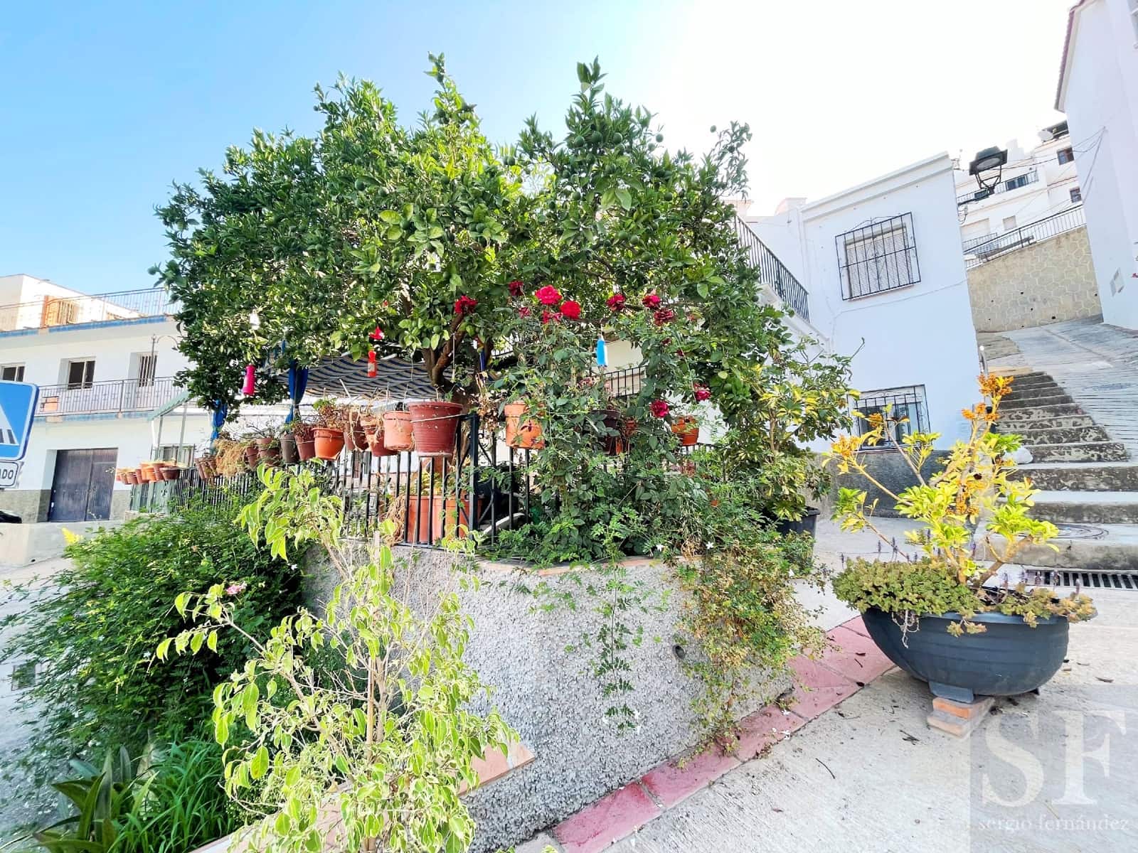 3 bedroom Townhouse for sale in Competa with garage - € 205,000 (Ref: 7670596)