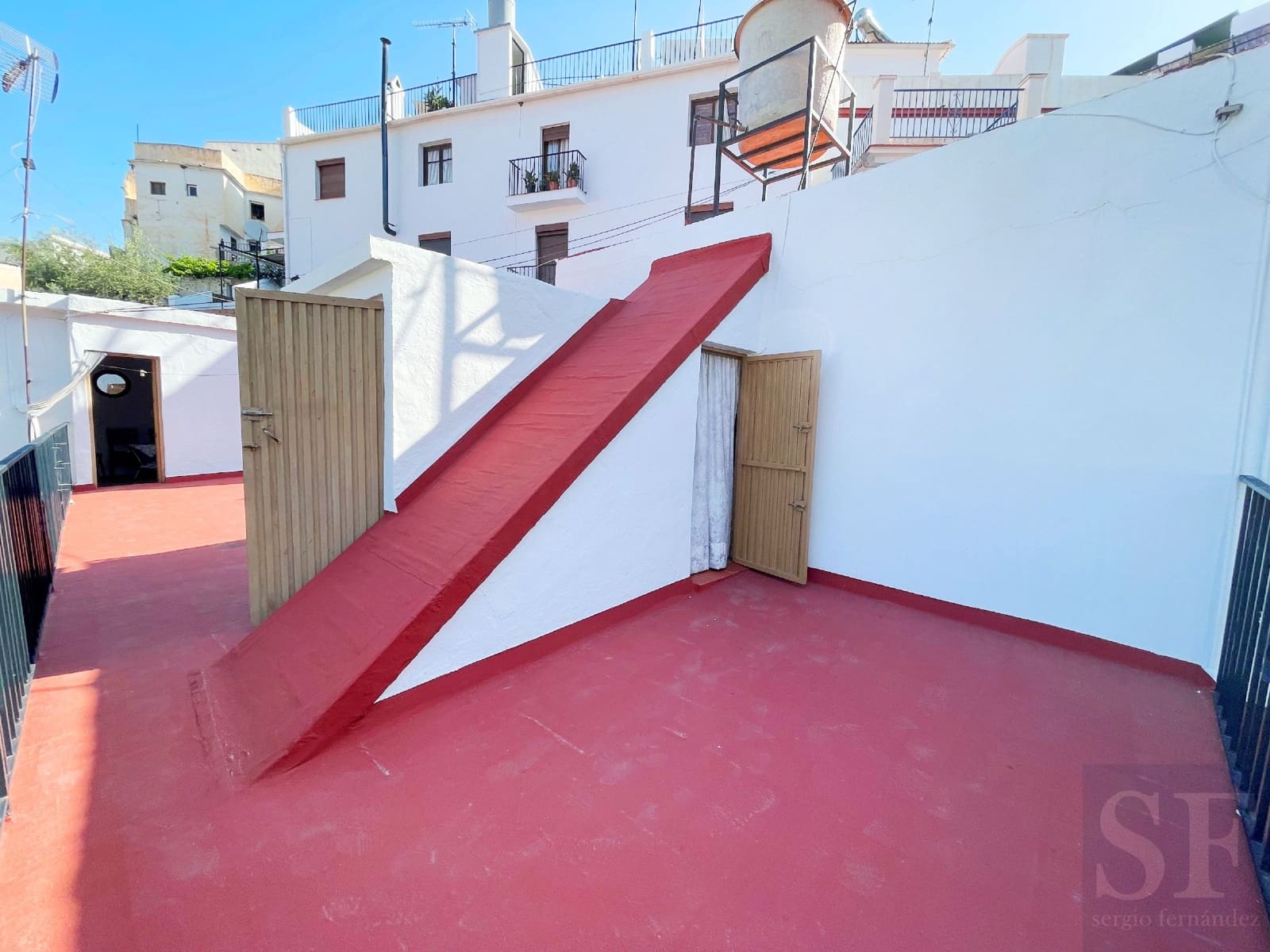 3 bedroom Townhouse for sale in Competa with garage - € 205,000 (Ref: 7670596)