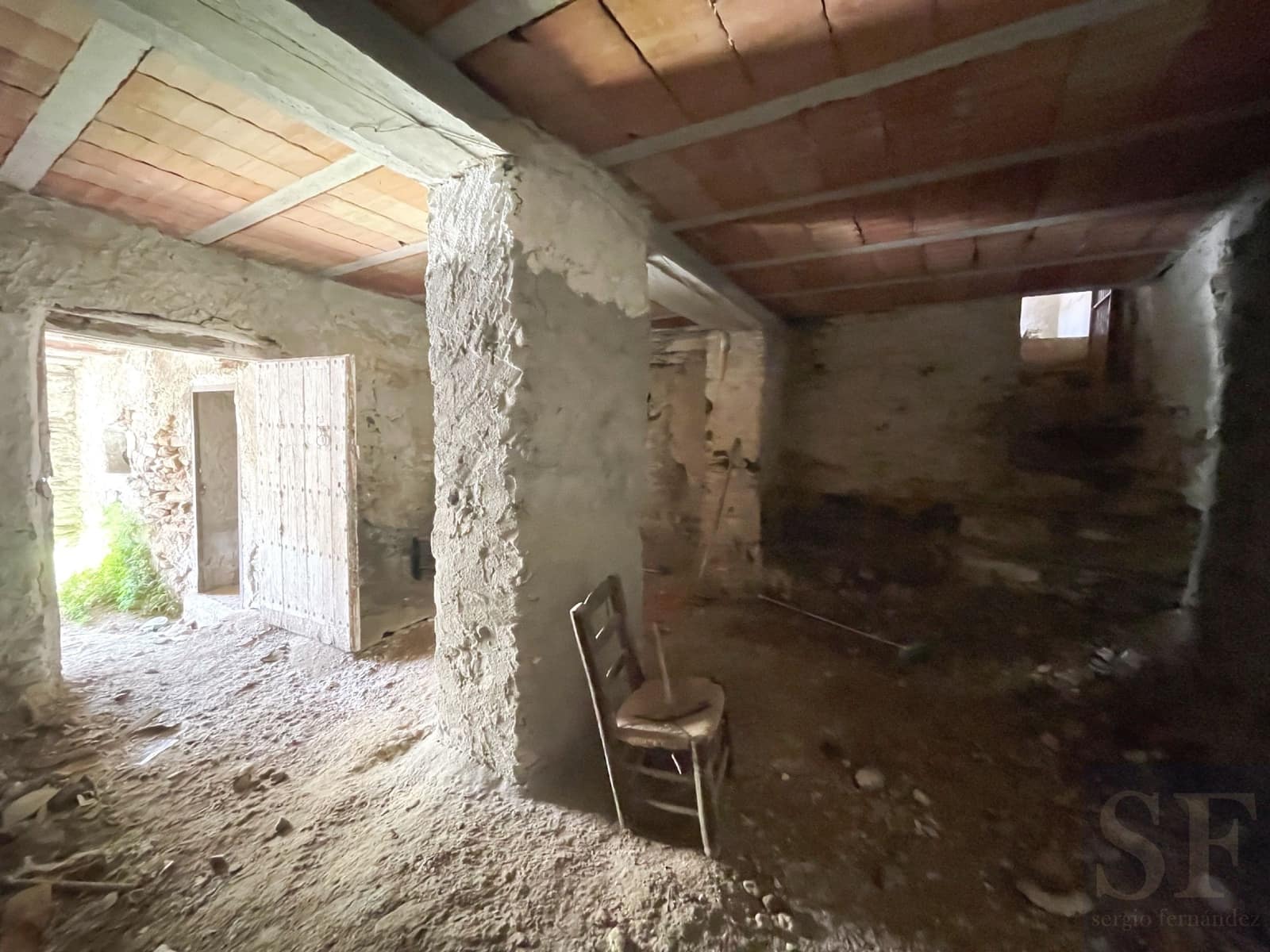 Townhouse for sale in Sayalonga - € 67,000 (Ref: 7670599)