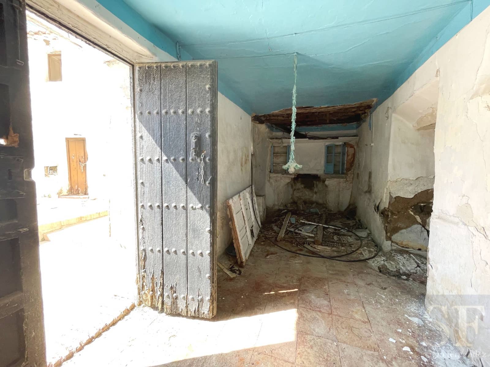 Townhouse for sale in Sayalonga - € 67,000 (Ref: 7670599)