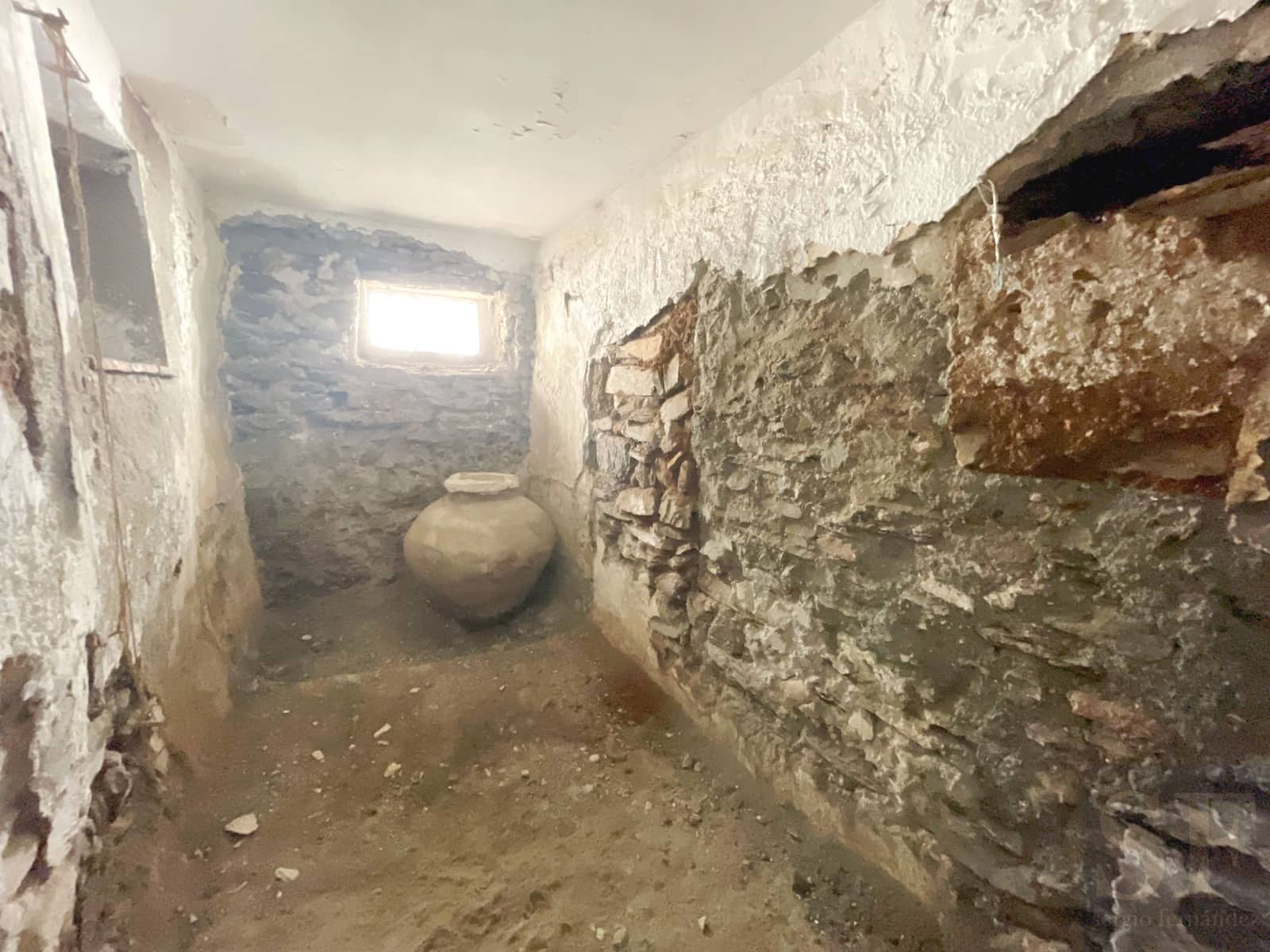 Townhouse for sale in Sayalonga - € 67,000 (Ref: 7670599)