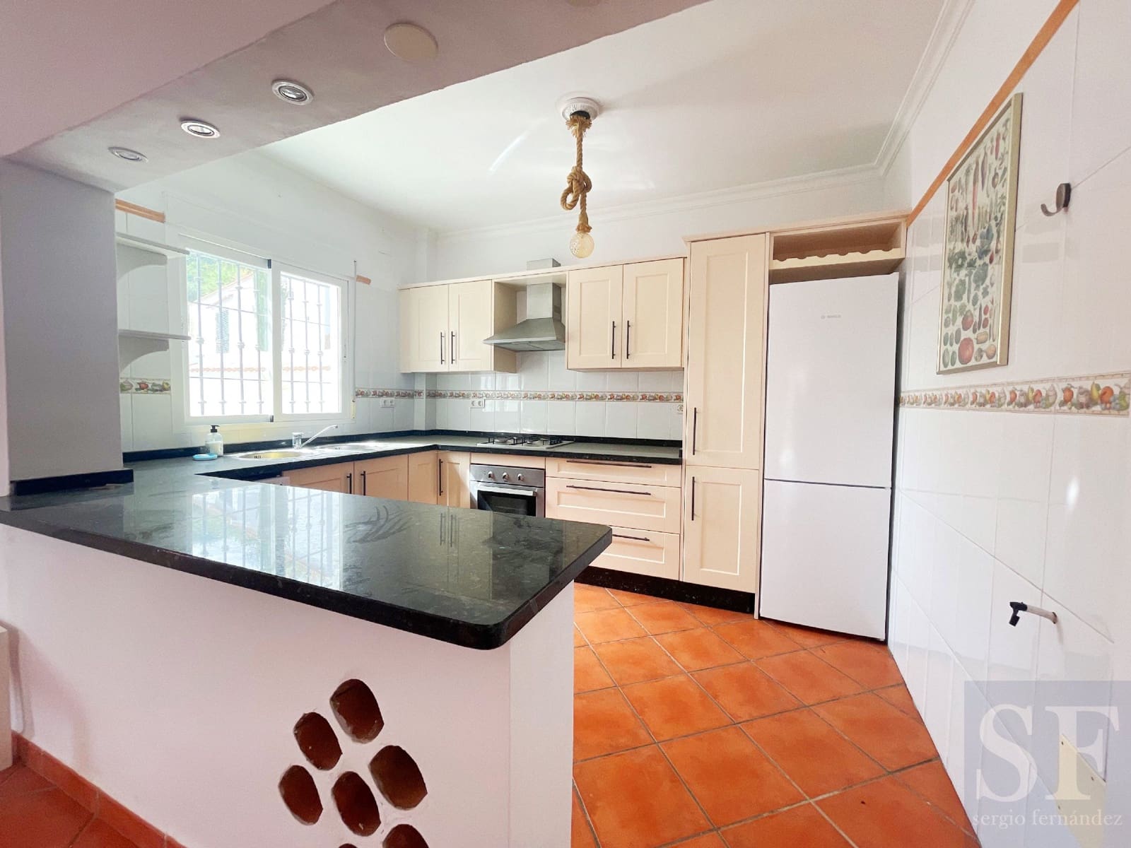 5 quarto Moradia para venda em Competa com piscina - 399 950 € (Ref: 7703265)