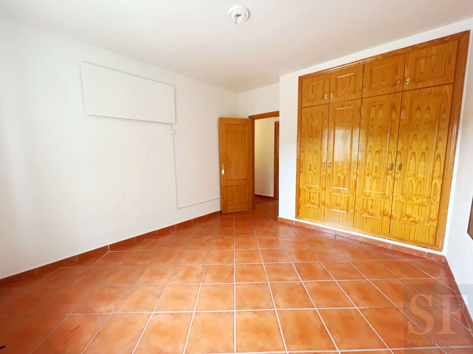5 quarto Moradia para venda em Competa com piscina - 399 950 € (Ref: 7703265)