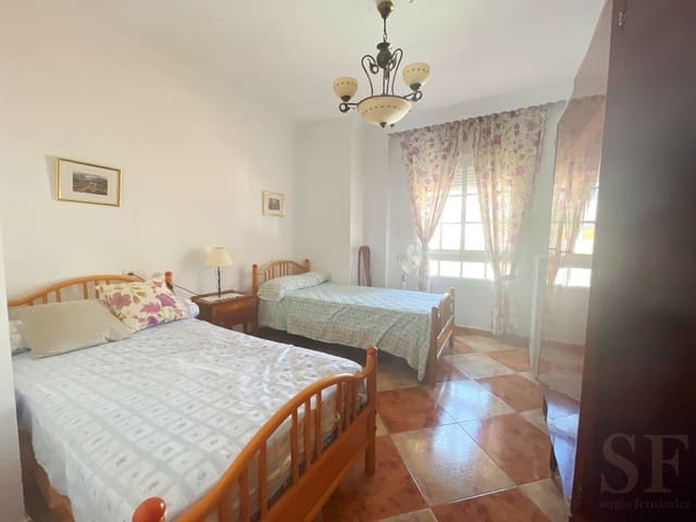 3 sypialnia Dom na sprzedaż w Sayalonga z garażem - 230 000 € (Ref: 7703268)