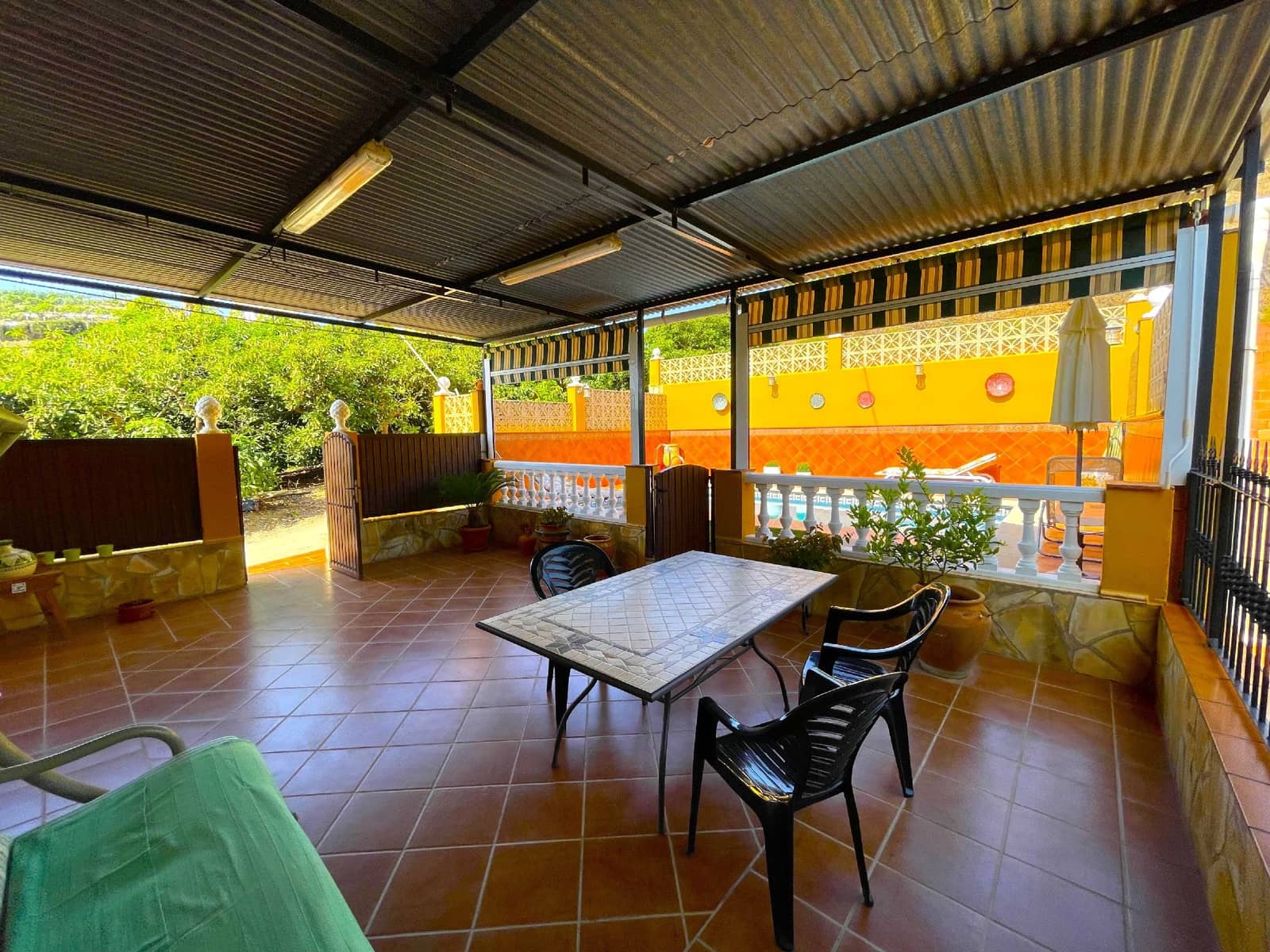 4 soveværelse Villa til salg i Algarrobo med swimmingpool - € 420.000 (Ref: 7818895)