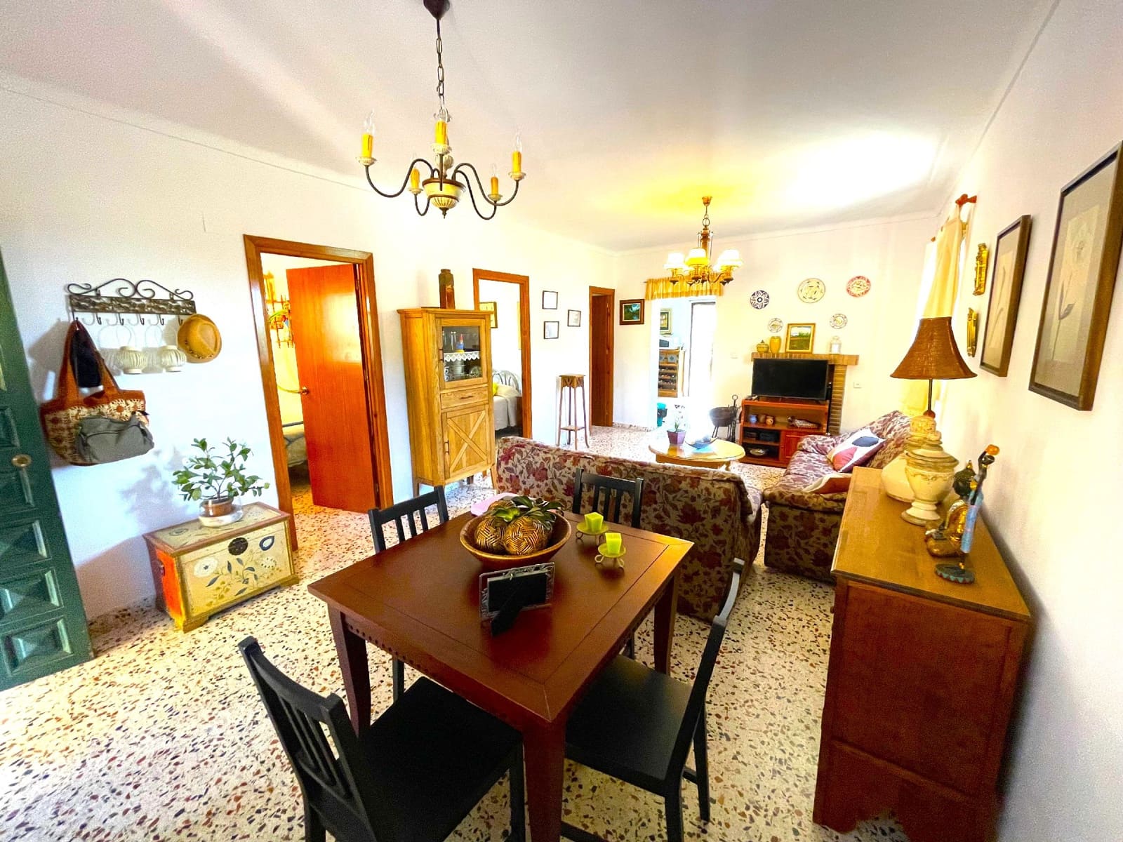 4 soveværelse Villa til salg i Algarrobo med swimmingpool - € 420.000 (Ref: 7818895)