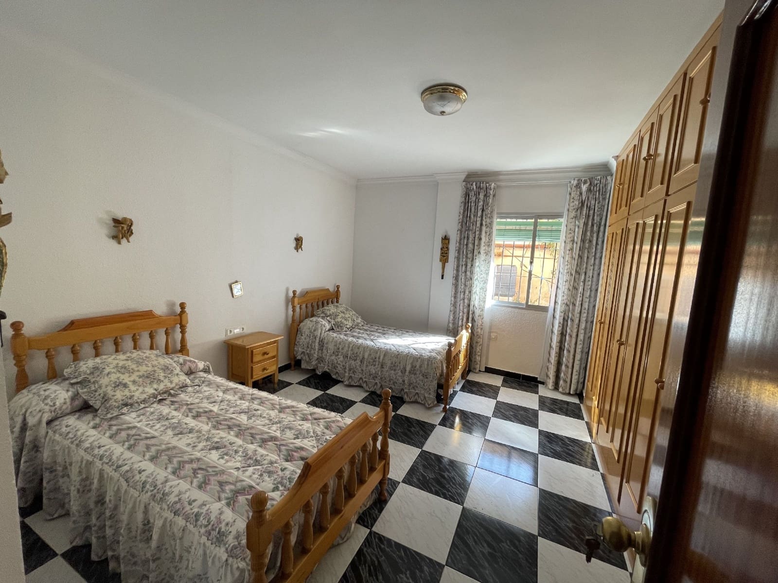 3 slaapkamer Huis te koop in Malaga stad met garage - € 379.000 (Ref: 7827340)