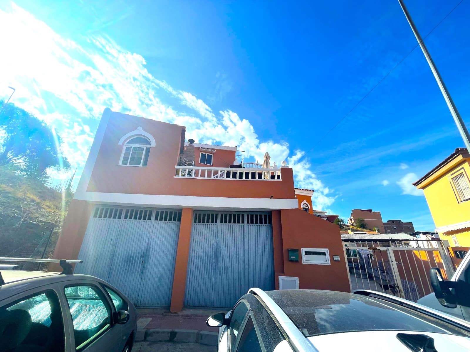 4 soveværelse Byhus til salg i Malaga by med garage - € 399.000 (Ref: 7841456)
