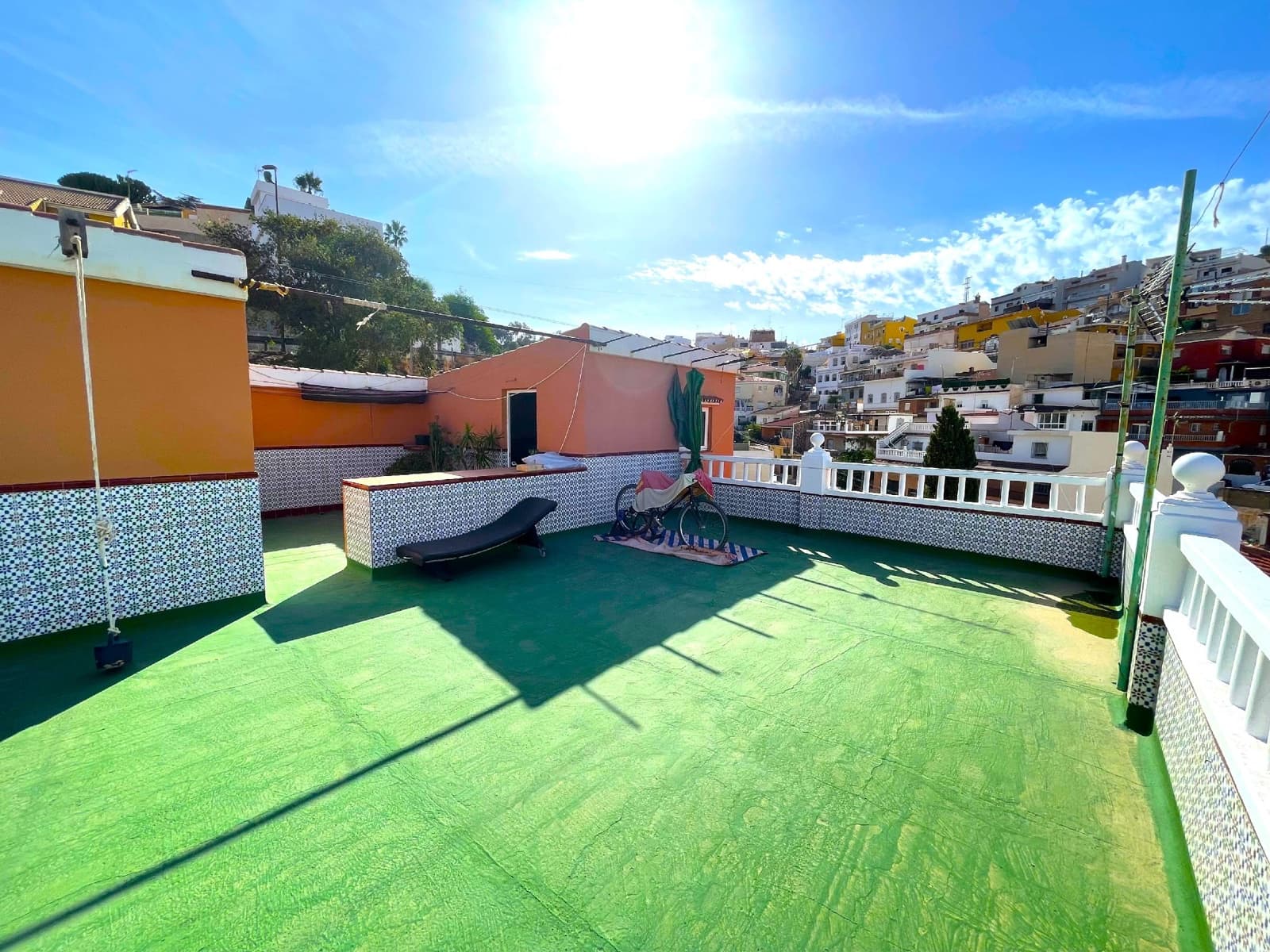 4 soveværelse Byhus til salg i Malaga by med garage - € 399.000 (Ref: 7841456)