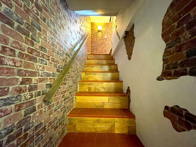 5 sypialnia Dom na sprzedaż w Cómpeta - 180 000 € (Ref: 7846558)