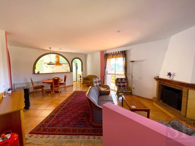 3 chambre Villa/Maison à vendre à Canillas de Albaida avec piscine garage - 295 000 € (Ref: 7904432)