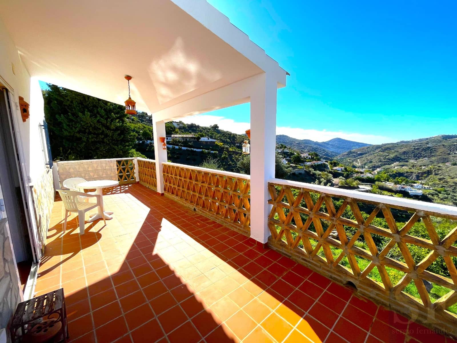 3 soveværelse Villa til salg i Canillas de Albaida med swimmingpool garage - € 295.000 (Ref: 7904432)