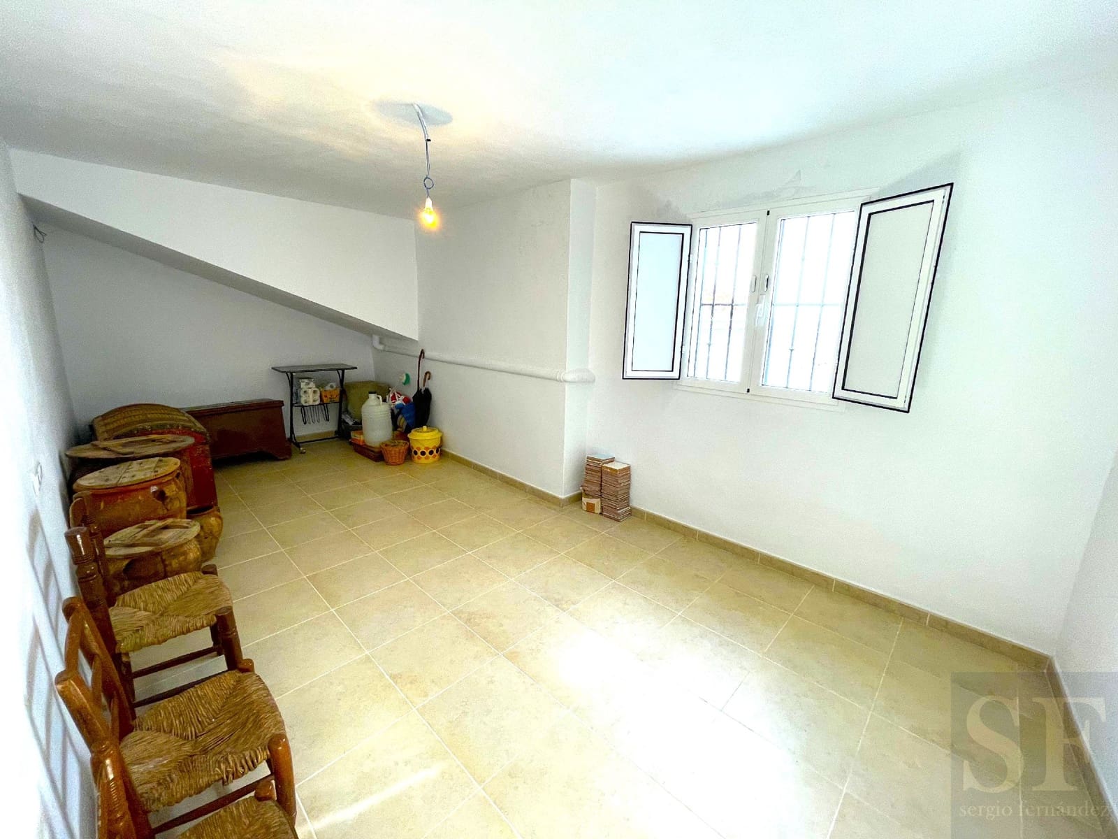 4 soveværelse Byhus til salg i Sedella med swimmingpool - € 75.000 (Ref: 7945279)