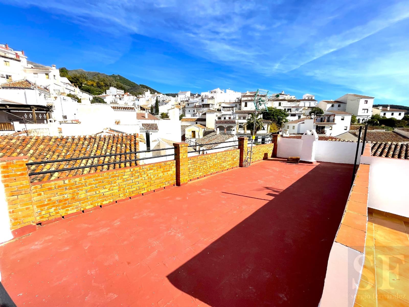 4 soveværelse Byhus til salg i Sedella med swimmingpool - € 75.000 (Ref: 7945279)