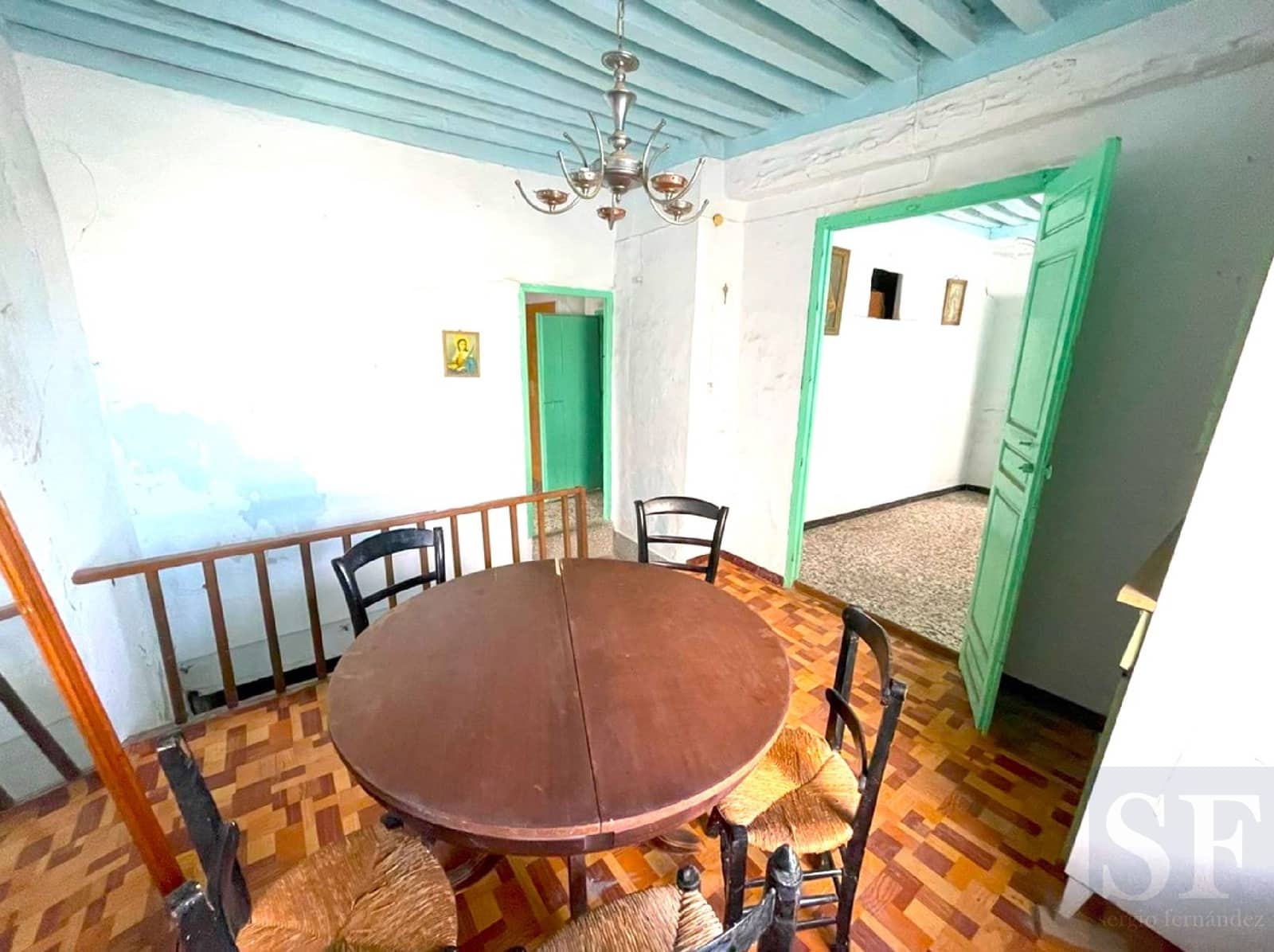 7 soveværelse Byhus til salg i Competa - € 123.500 (Ref: 7967043)