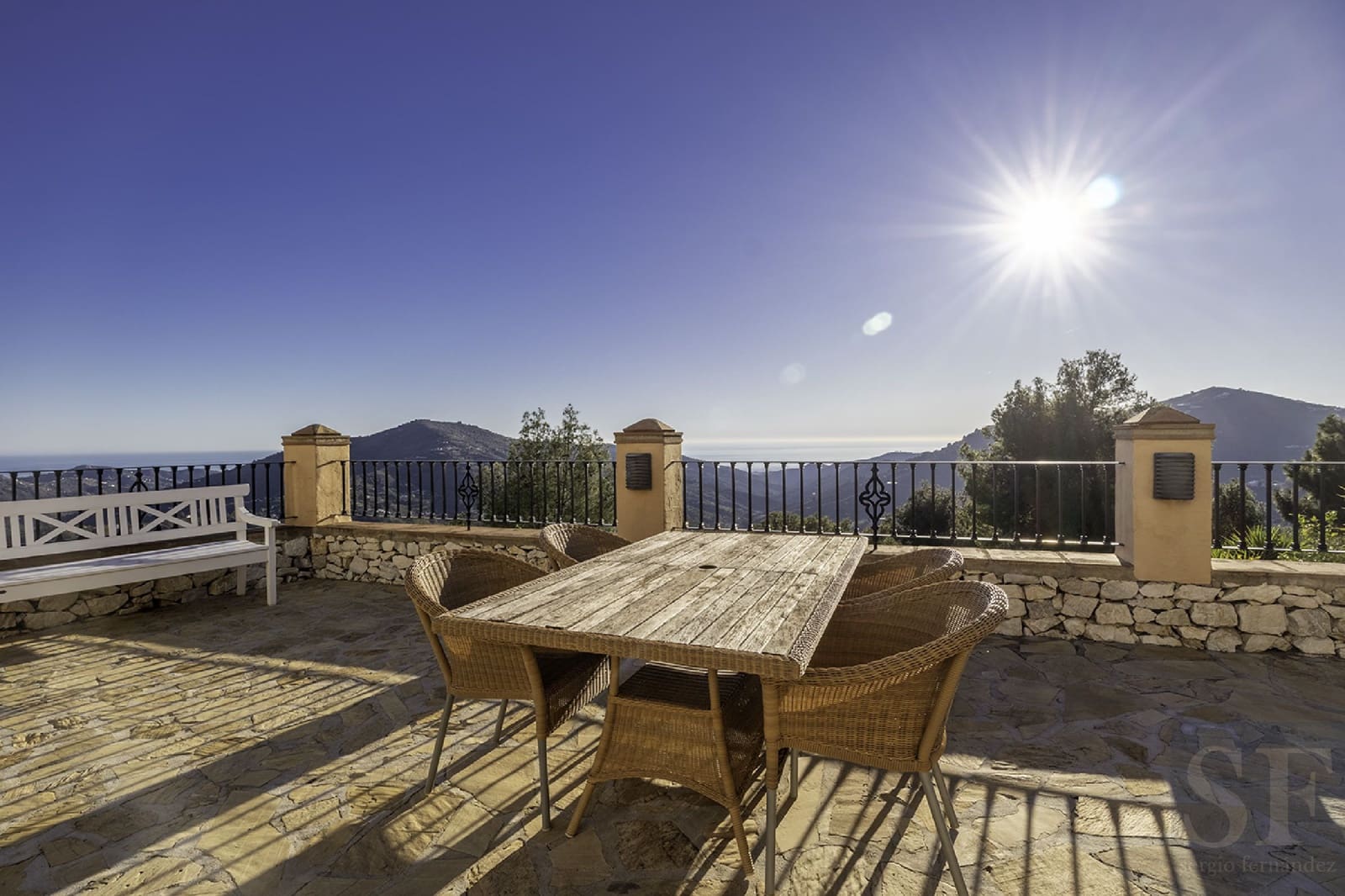 Chalet de 5 habitaciones en Cómpeta en venta con piscina garaje - 1.350.000 € (Ref: 8067224)